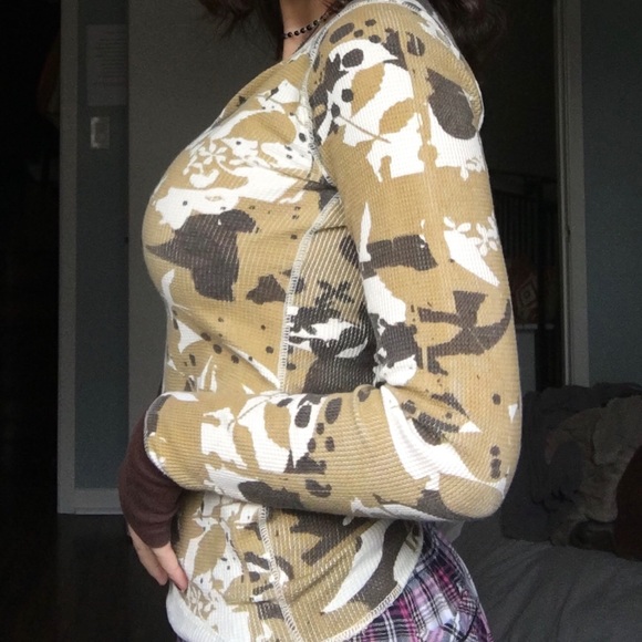 Small long sleeve - Picture 4 of 7